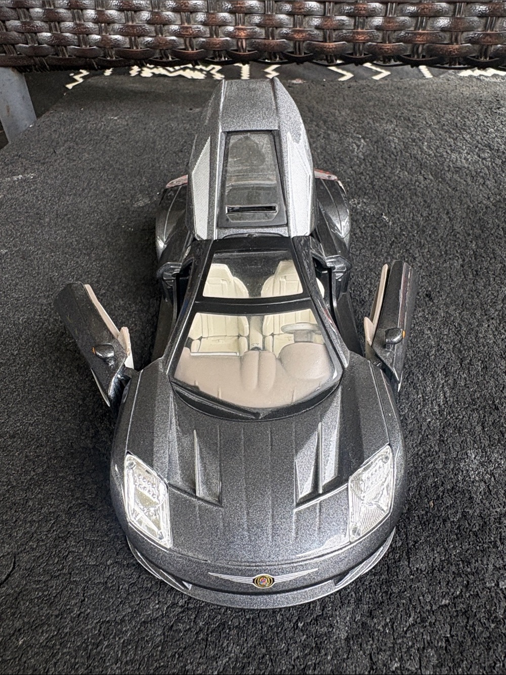 Chrysler ME Four Twelve Die-Cast Sports Car with Gullwing Doors